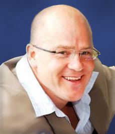 Steven Libbey founder of antique auction website